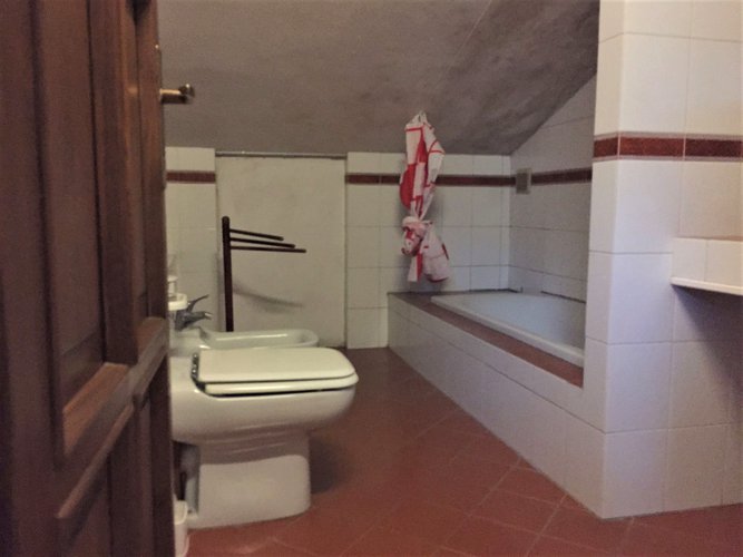 OCCASIONE UNICA! INDIPENDENTE E CENTRALE! Zogno