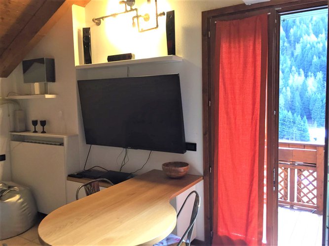 VISTA MOZZAFIATO.. SOLE DA MATTINA A SERA!! Carona