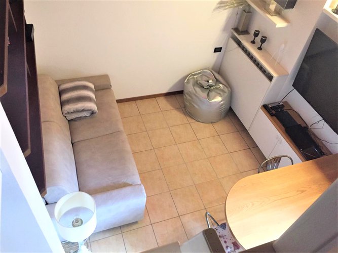 VISTA MOZZAFIATO.. SOLE DA MATTINA A SERA!! Carona