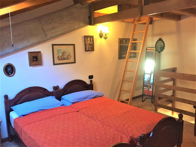 COME NUOVO.... PROPRIO BELLO! Piazzatorre