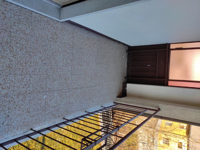 Sant’Omobono Terme in posizione tranquilla e riservata trilocale con balcone, cantina e box Sant'Omobono Terme