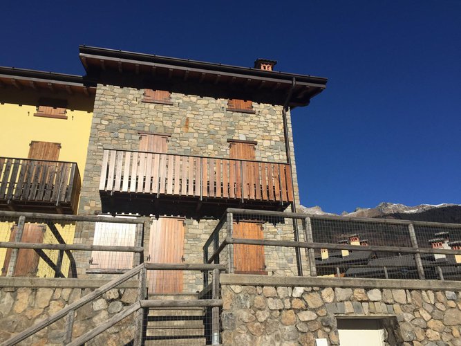 NUOVISSIMA.... MAI ABITATA!