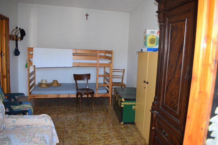 Costa Serina grazioso bilocale con terrazzo e balconi Costa Serina