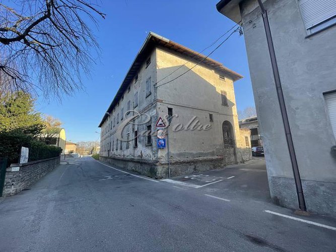 Stabile/Palazzo Novedrate