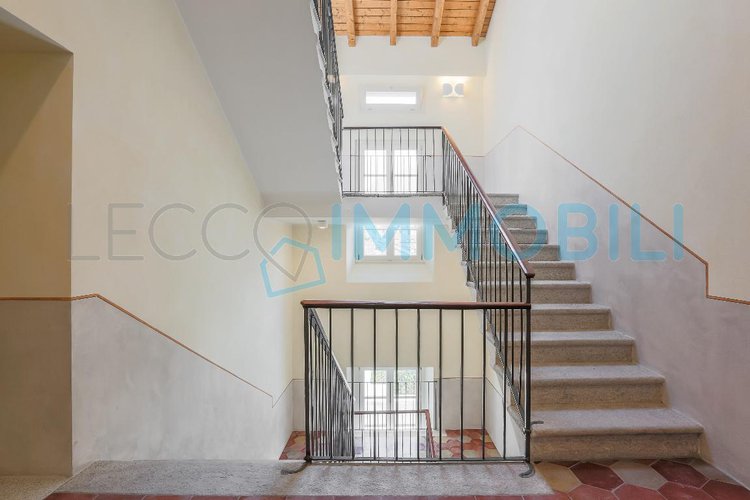 PALAZZO MONTI TRILOCALE 9 Lecco