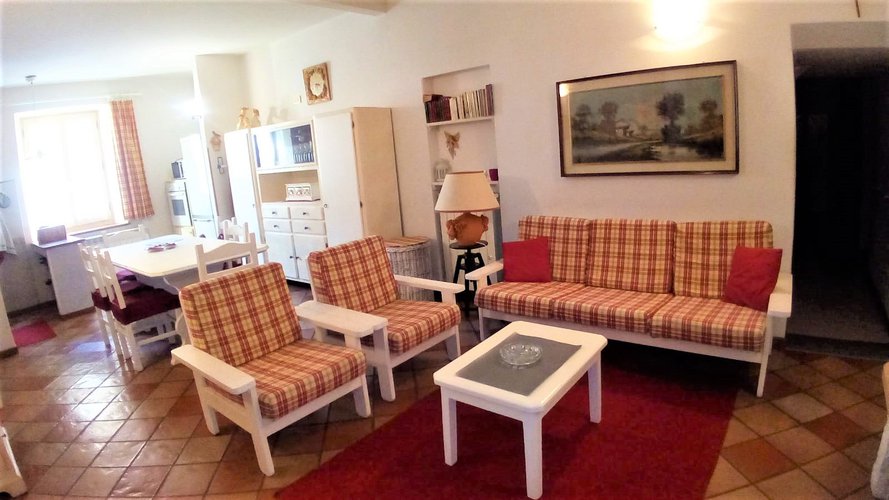 AMPIA E BEN ARREDATA! Sedrina