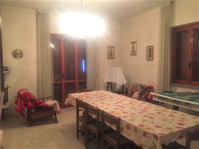 VILLA SINGOLA CON GIARDINO! Zogno