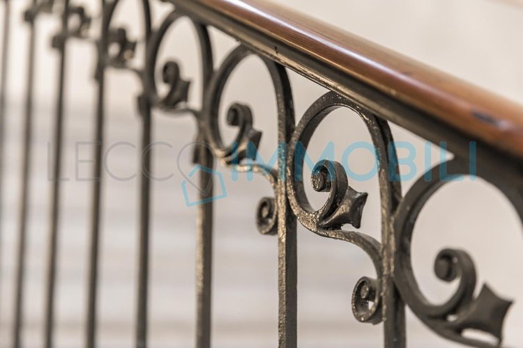 PALAZZO MONTI NEGOZIO 2 Lecco