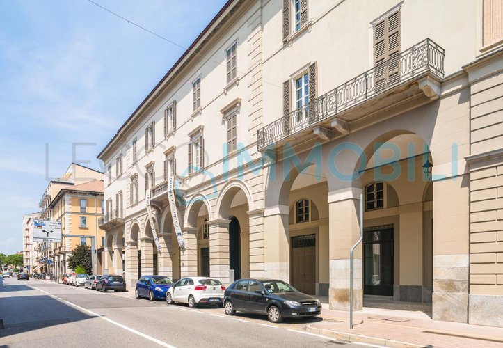 PALAZZO MONTI NEGOZIO 2 Lecco