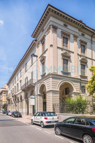 PALAZZO MONTI UFFICIO 5 Lecco