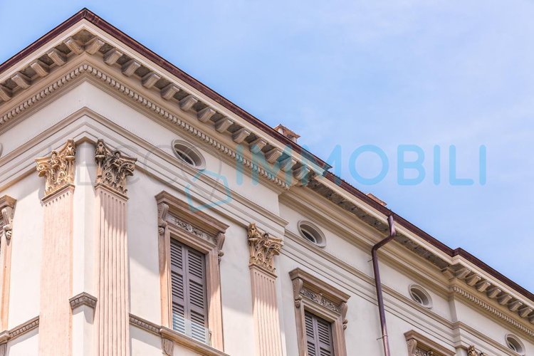 PALAZZO MONTI UFFICIO 5 Lecco