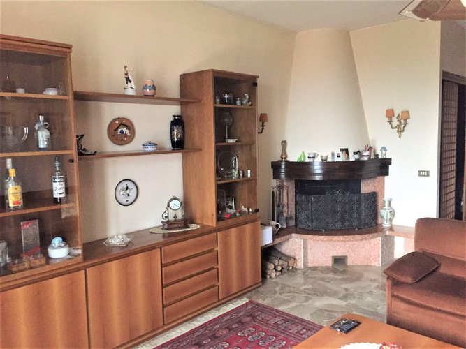 SERVITISSIMO E BEN ESPOSTO! Zogno