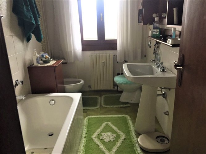 SERVITISSIMO E BEN ESPOSTO! Zogno