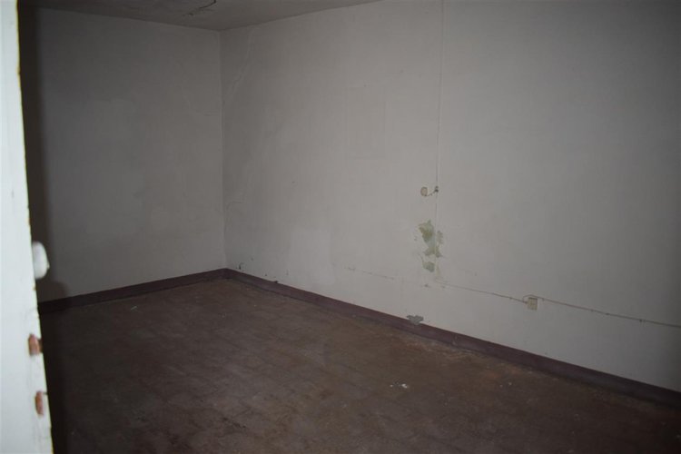 Costa Serina tipica casetta storica montana abitabile con giardino Costa Serina