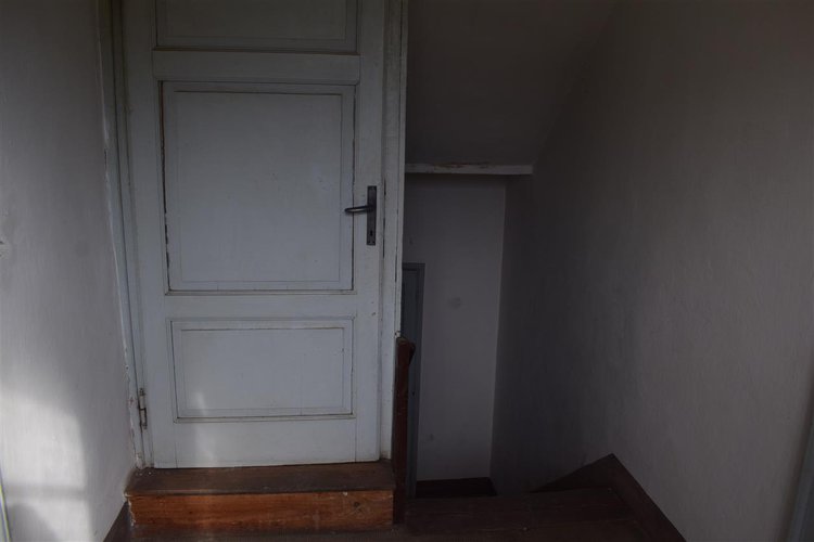 Costa Serina tipica casetta storica montana abitabile con giardino Costa Serina