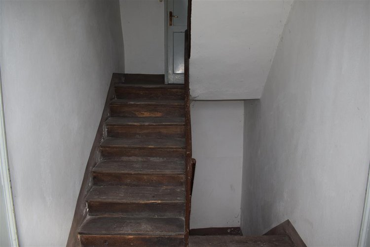 Costa Serina tipica casetta storica montana abitabile con giardino Costa Serina