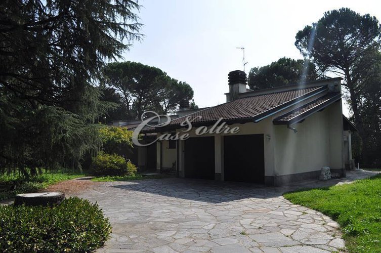 Villa singola Carimate