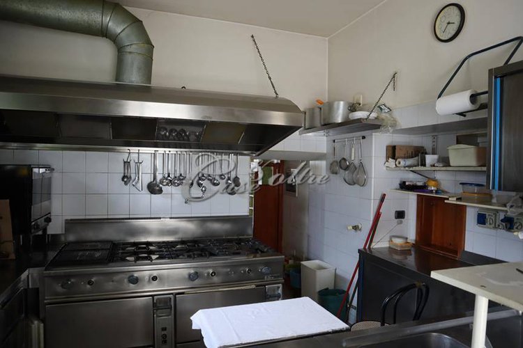 Locale Commerciale Cermenate