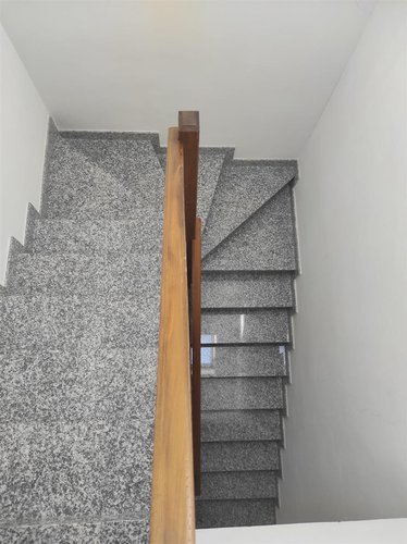 Sant’Omobono Terme, in meravigliosa contrada storica, porzione di casa pluribalconata Sant'Omobono Terme