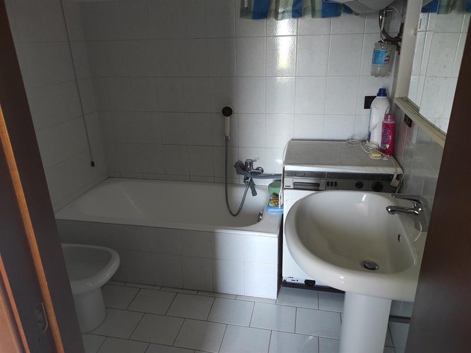 Sant’Omobono Terme, in meravigliosa contrada storica, porzione di casa pluribalconata Sant'Omobono Terme