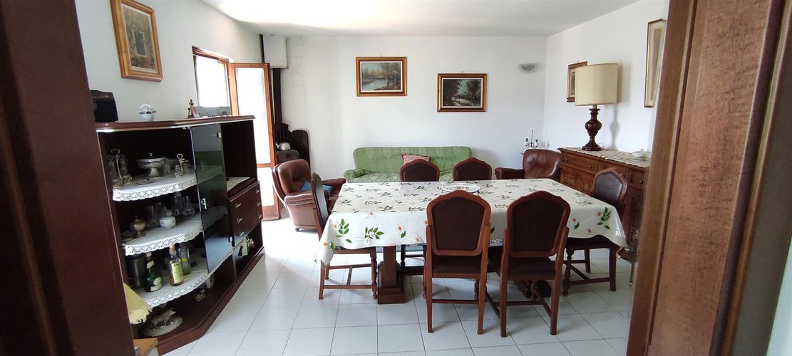 Sant’Omobono Terme, in meravigliosa contrada storica, porzione di casa pluribalconata Sant'Omobono Terme