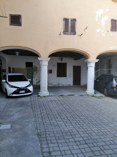 APPARTAMENTO CON CANTINA E POSTO AUTO