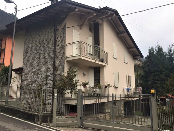 ZOGNO - TUTTA RIMESSA A NUOVO!!!