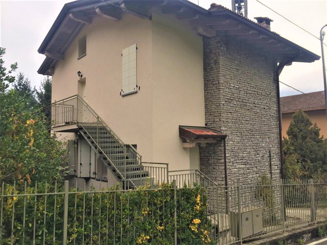 ZOGNO - TUTTA RIMESSA A NUOVO!!! Zogno