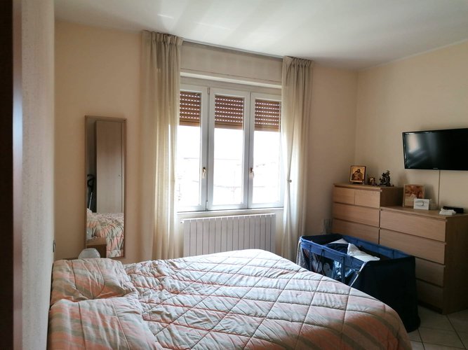 Ampio trilocale con cantina e posto auto coperto Cantù