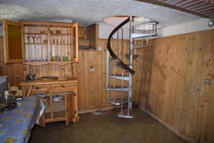 Costa Serina in grazioso borgo, per amanti natura, passeggiate, introvabile casetta montana con giar Costa Serina