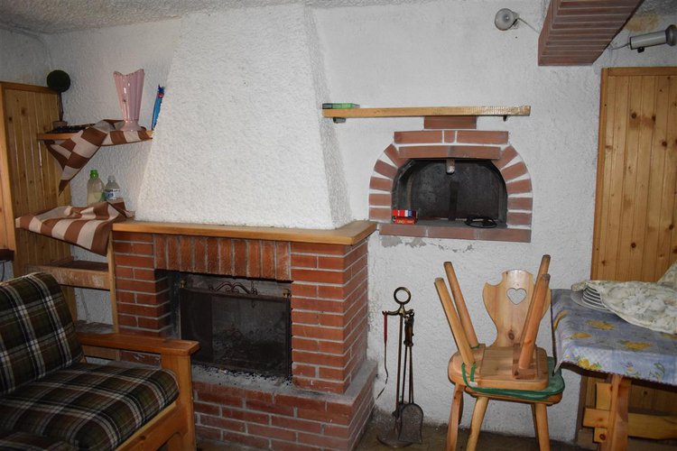 Costa Serina in grazioso borgo, per amanti natura, passeggiate, introvabile casetta montana con giar Costa Serina