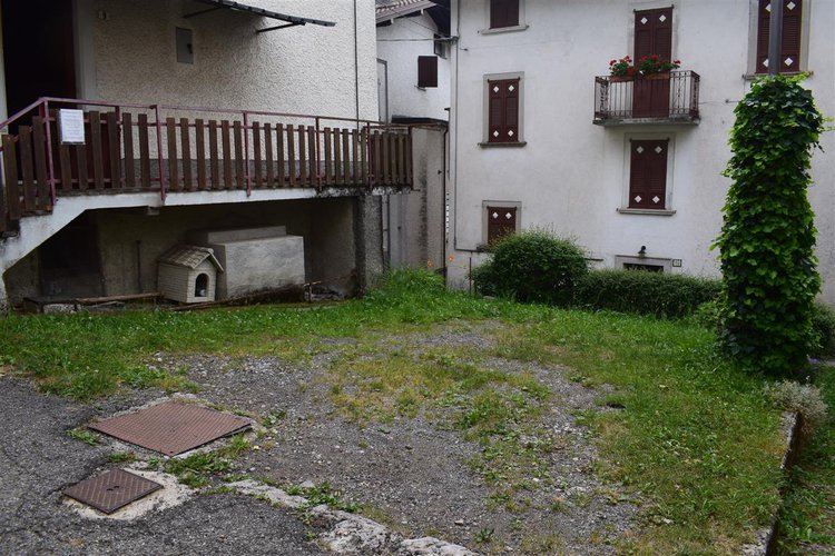 Costa Serina in grazioso borgo, per amanti natura, passeggiate, introvabile casetta montana con giar Costa Serina