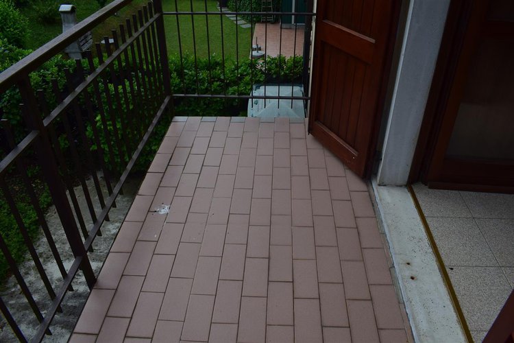 Serina immerso nel verde, in casa d’epoca, alloggio con giardino privato Serina