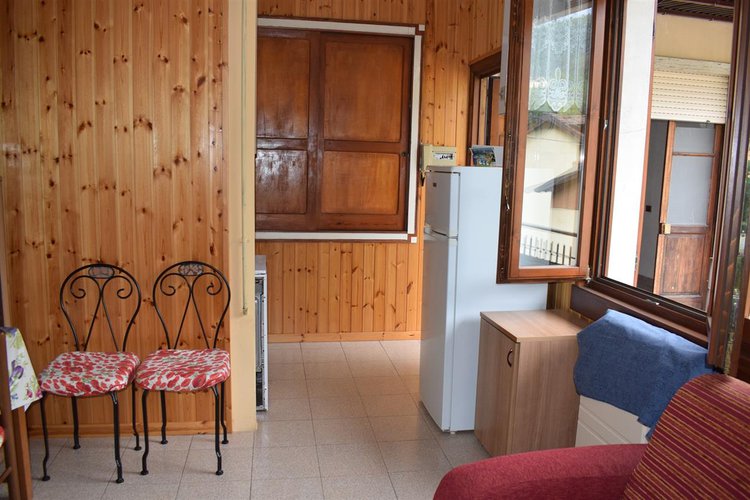 Serina immerso nel verde, in casa d’epoca, alloggio con giardino privato Serina