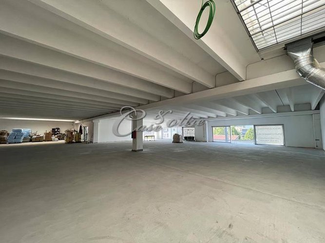 Locale Commerciale Novedrate