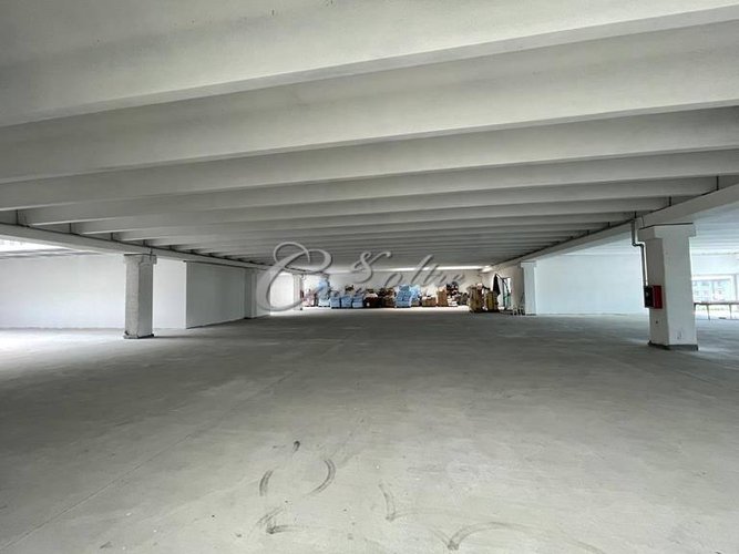 Locale Commerciale Novedrate