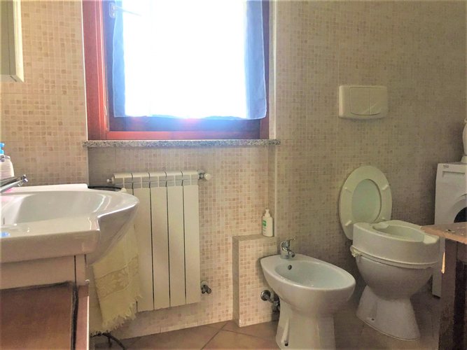 VILLETTA SINGOLA! Sant'Omobono Terme