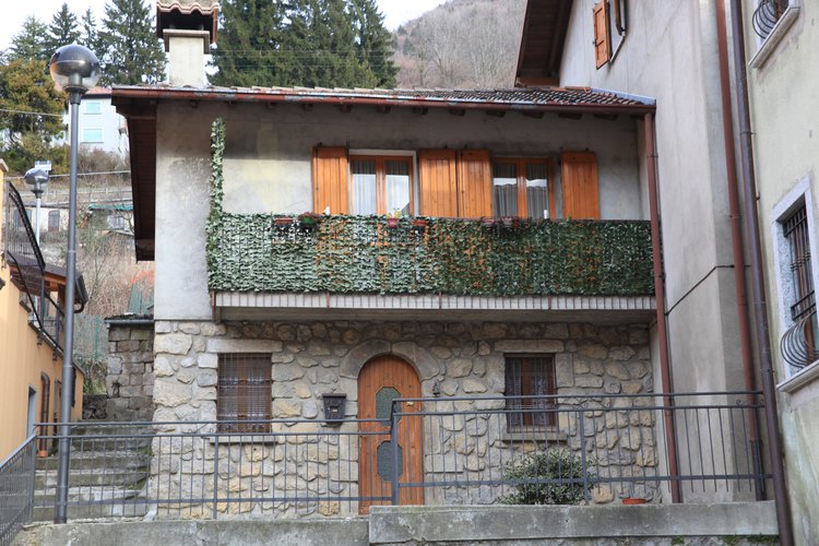 PRENDI 2 PAGHI 1!!! Serina