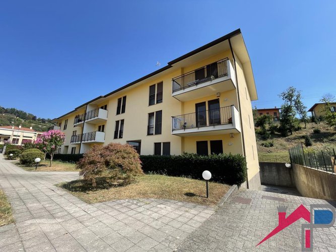 Trilocale con box e cantina