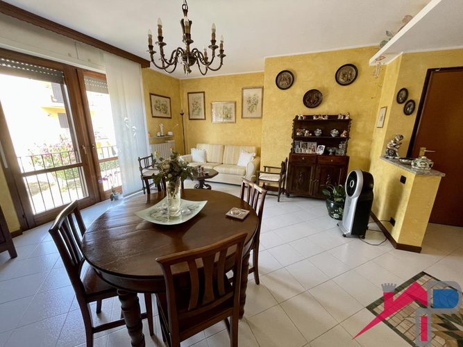 Trilocale con box e cantina Cisano Bergamasco