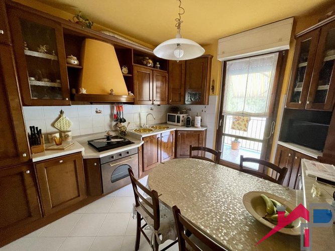 Trilocale con box e cantina Cisano Bergamasco