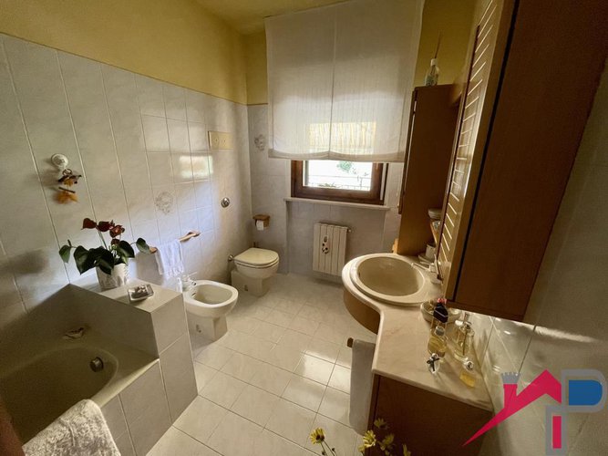 Trilocale con box e cantina Cisano Bergamasco