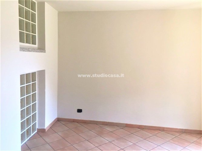 TIPO VILLETTA IN ZONA CENTALISSIMA!! Piazza Brembana