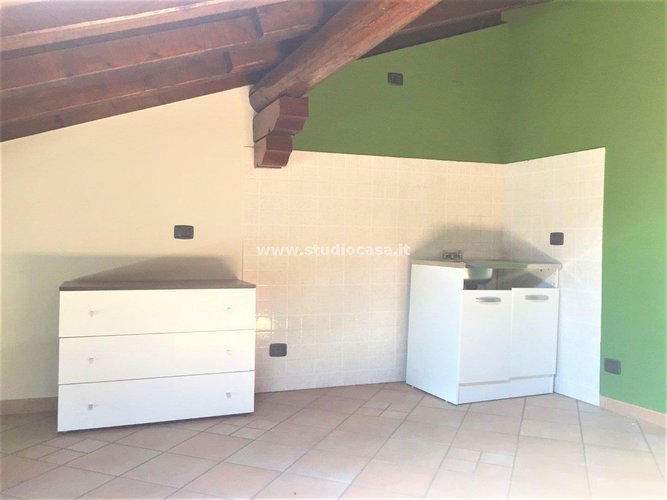 TIPO VILLETTA IN ZONA CENTALISSIMA!! Piazza Brembana