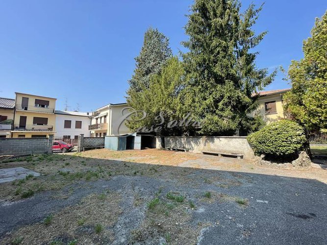 Stabile/Palazzo Cantù