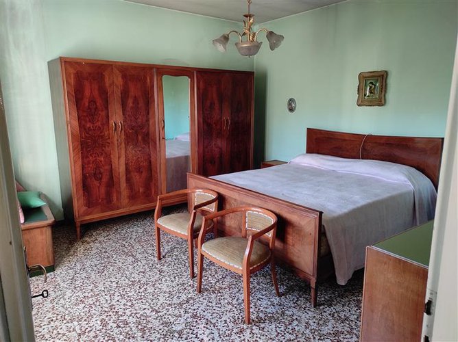 Sant’Omobono Terme adorabile appartamento con giardino e piccolo rustico Sant'Omobono Terme