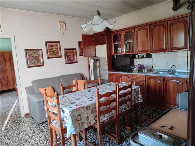 Sant’Omobono Terme adorabile appartamento con giardino e piccolo rustico Sant'Omobono Terme