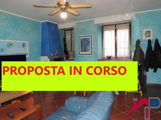 Bilocale con terreno in uso esclusivo Caprino Bergamasco