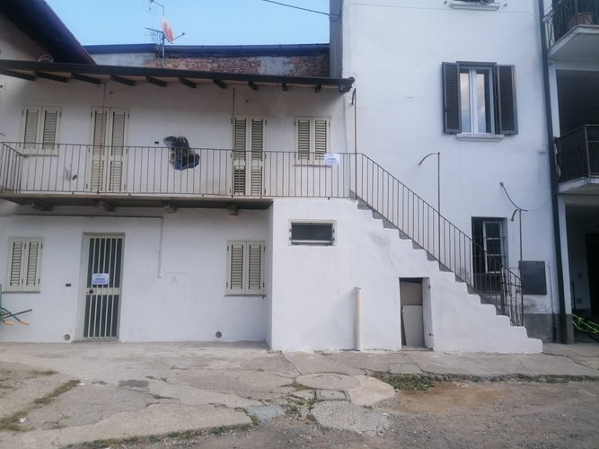 PORZIONE DI CASA RISTRUTTURATA Guanzate