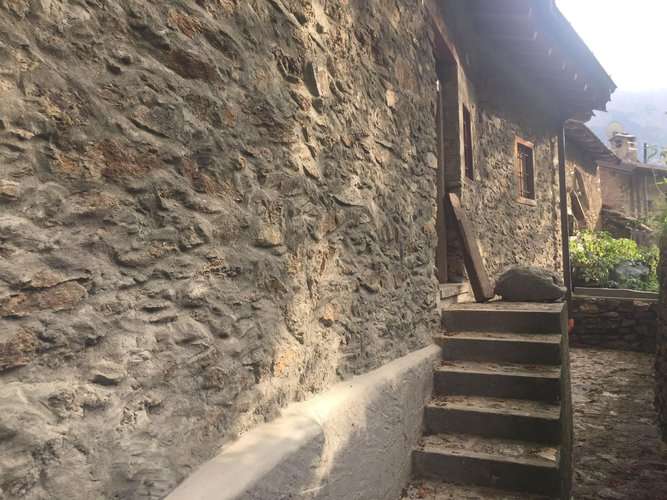 SOLE DA MATTINA ALLA SERA... Valtorta